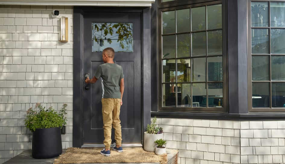 Vivint Smart Lock on home in Baton Rouge